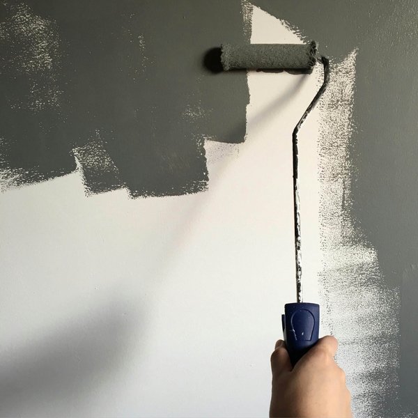 Comment choisir une coloration murale pour agrandir visuellement un petit espace?